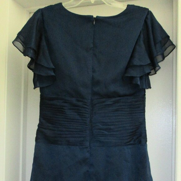 Adrianna Papell Navy Flutter Sleeve Tier Gown - Size 6 - Picture 15 of 16